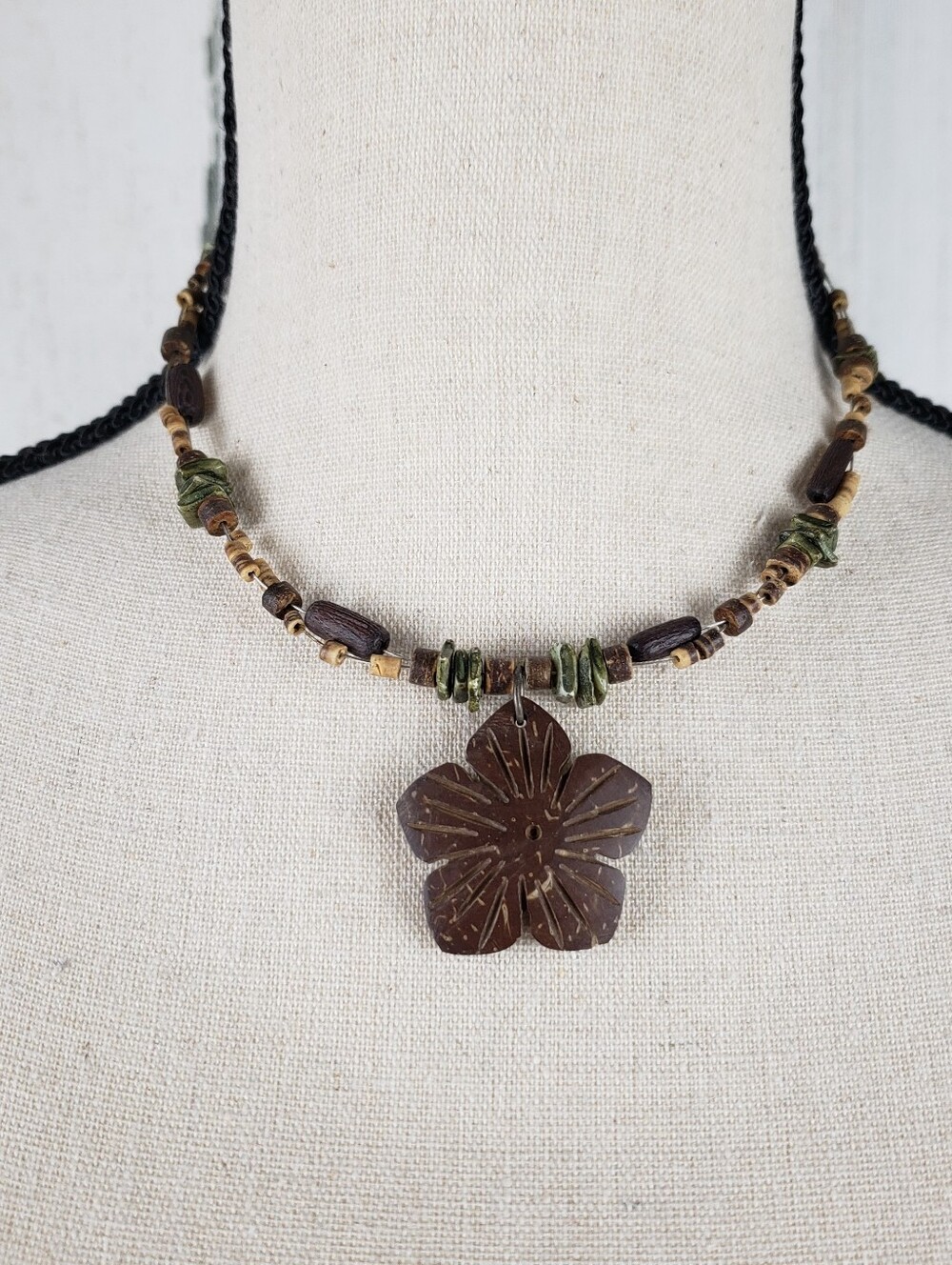 Handcrafted Brown Coconut Flower Pendant Necklace